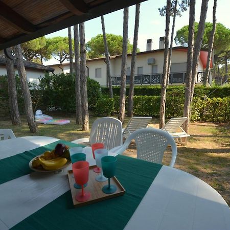 Villa In Lignano Riviera Comfortable Lignano Sabbiadoro Buitenkant foto