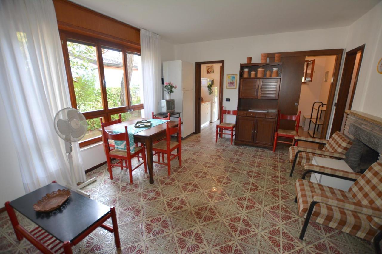 Villa In Lignano Riviera Comfortable Lignano Sabbiadoro Buitenkant foto