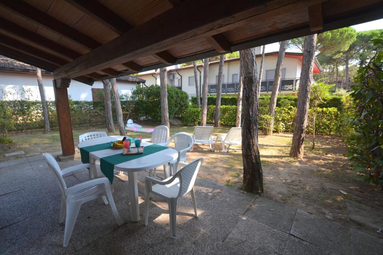 Villa In Lignano Riviera Comfortable Lignano Sabbiadoro Buitenkant foto